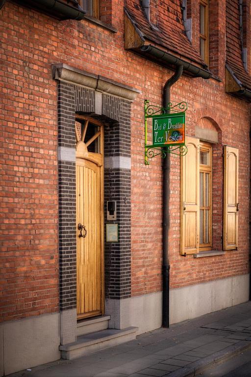 B&B Ter Vesten Ieper Bagian luar foto